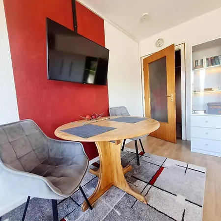 Haus Luv Und Lee, 15 Böhl